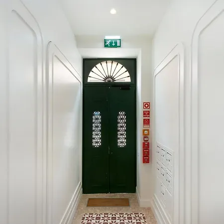 Guestready - Modern And Exquisite Near Estrela * Lissabon